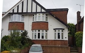 Private Rooms Just 19 Minutes From Central London